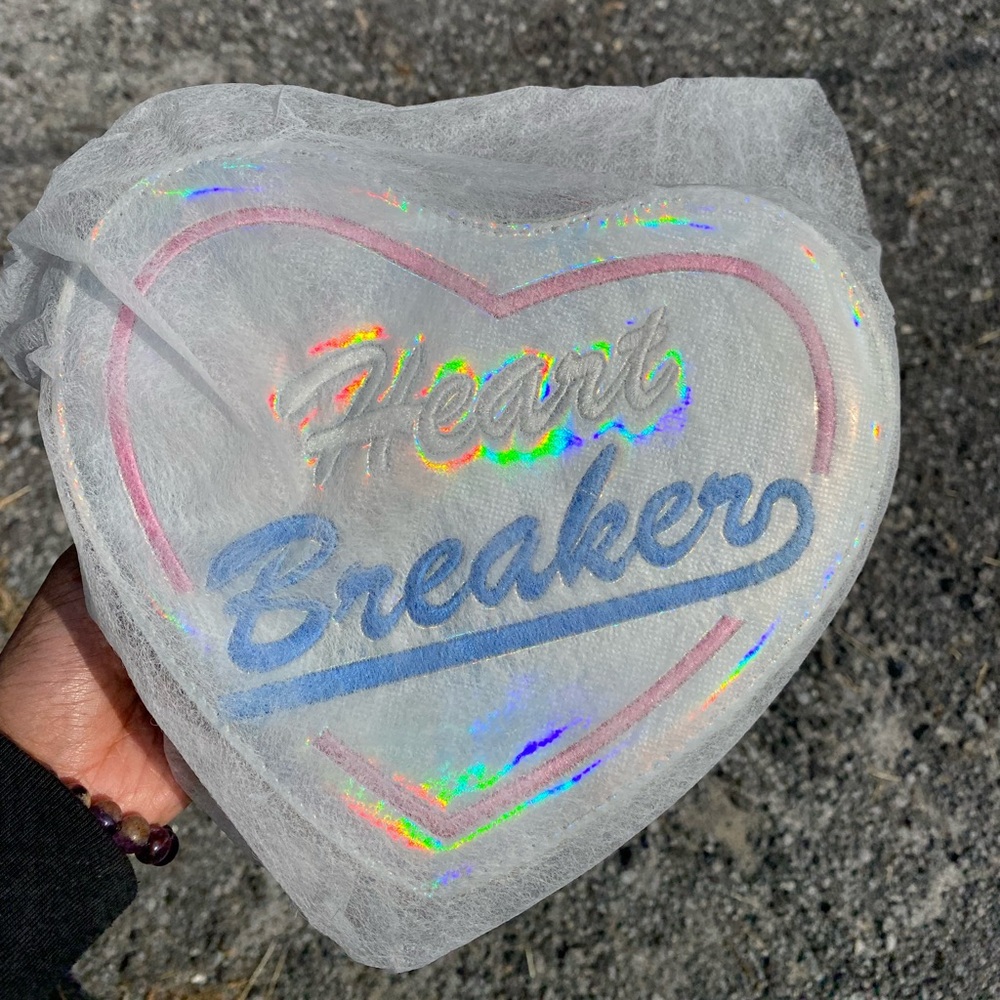 Holographic Heart Design Heartbreaker Crossbody Bag - Picture 5 of 6
